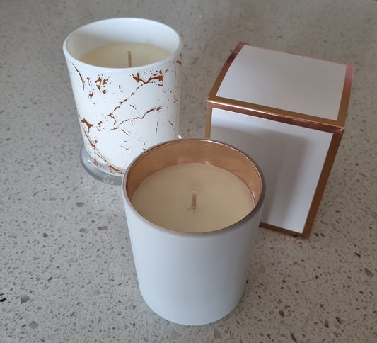 Aromatherapy hand made Soy candle with lid