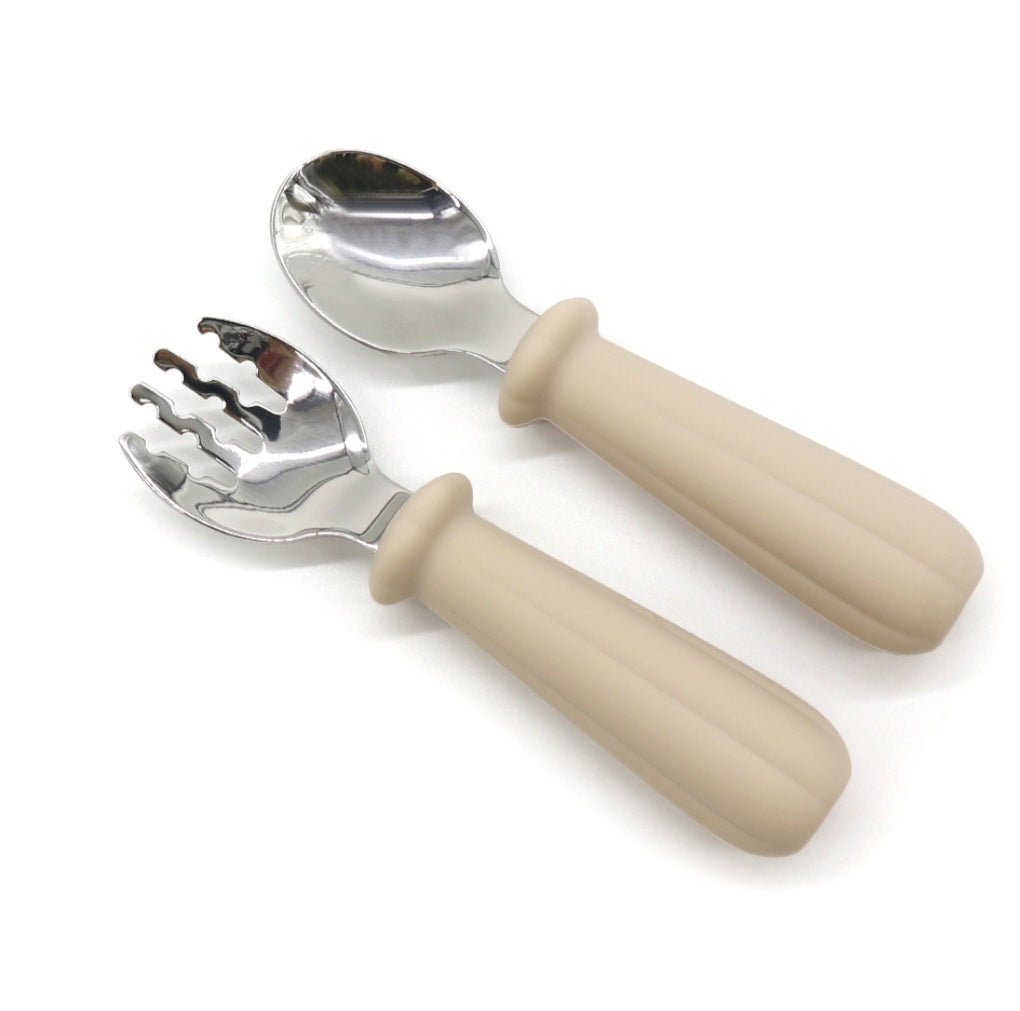 S/2 ergonomic silicone handle cutlery